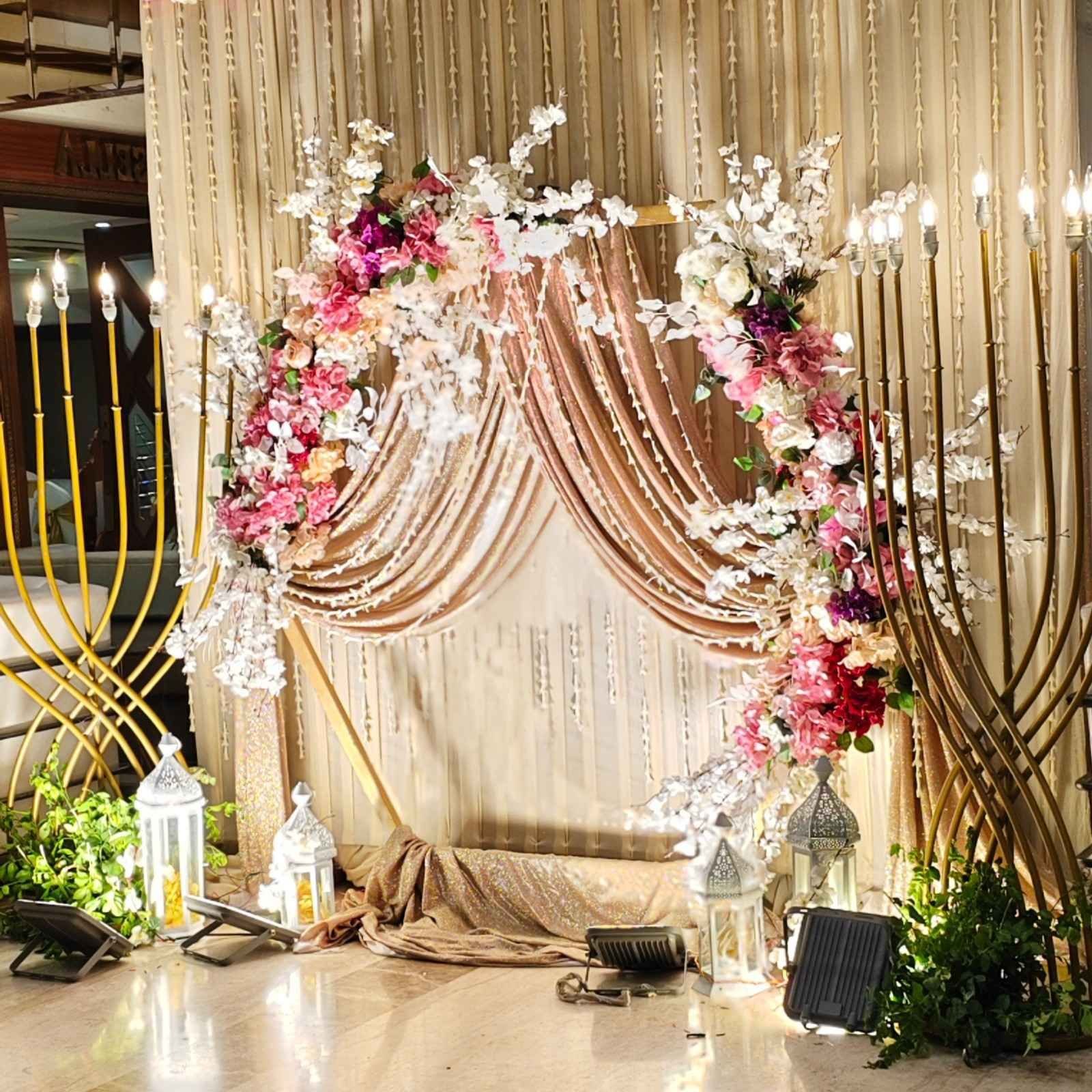 Decoration Setup